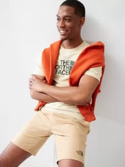 THE NORTH FACE Standard Light Shorts - Beige -Outdoor Clothing Shop VCJ1G SQ6 0000000005 GREY MDd2